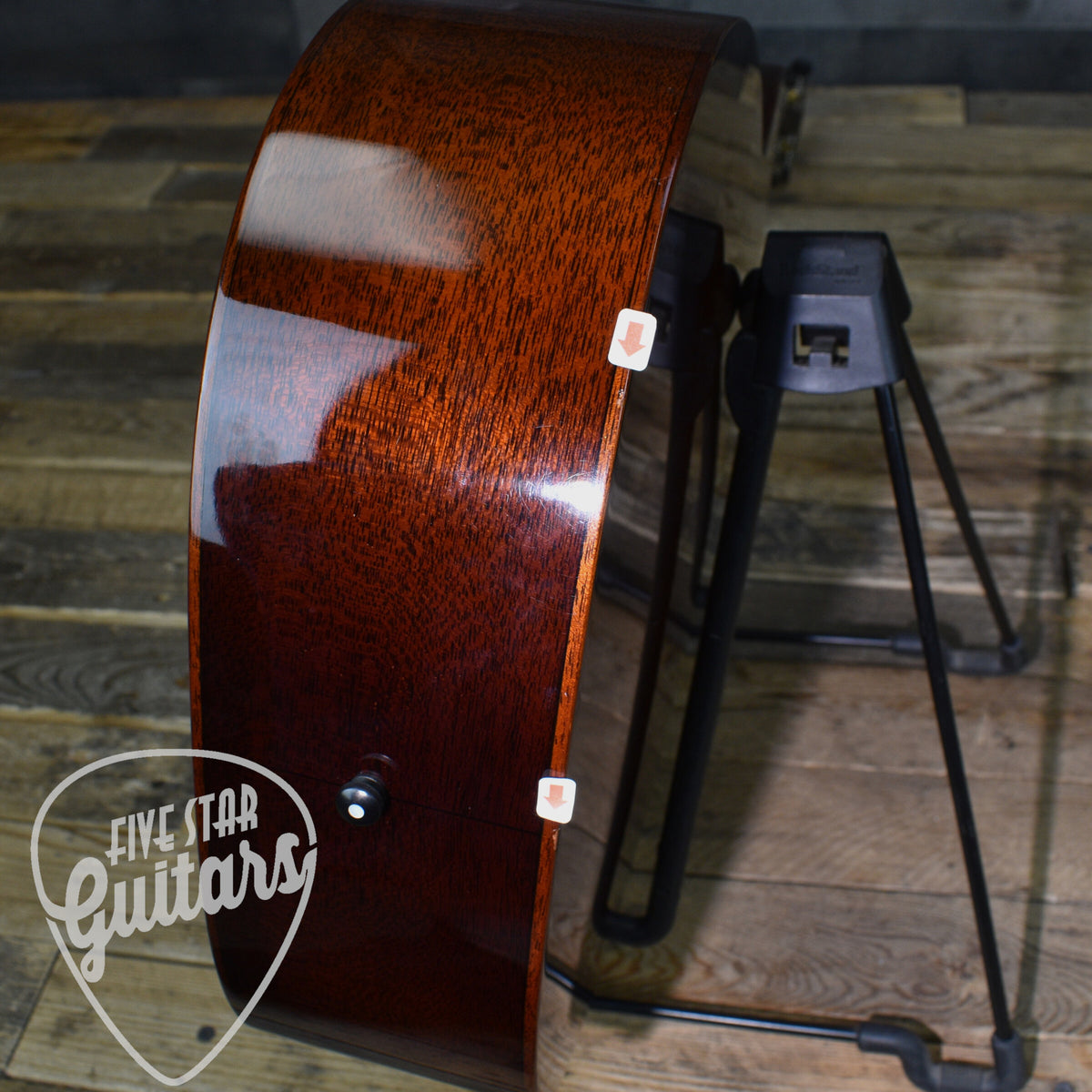 Pre-Owned Santa Cruz 1929-00 - with Hard Shell Case