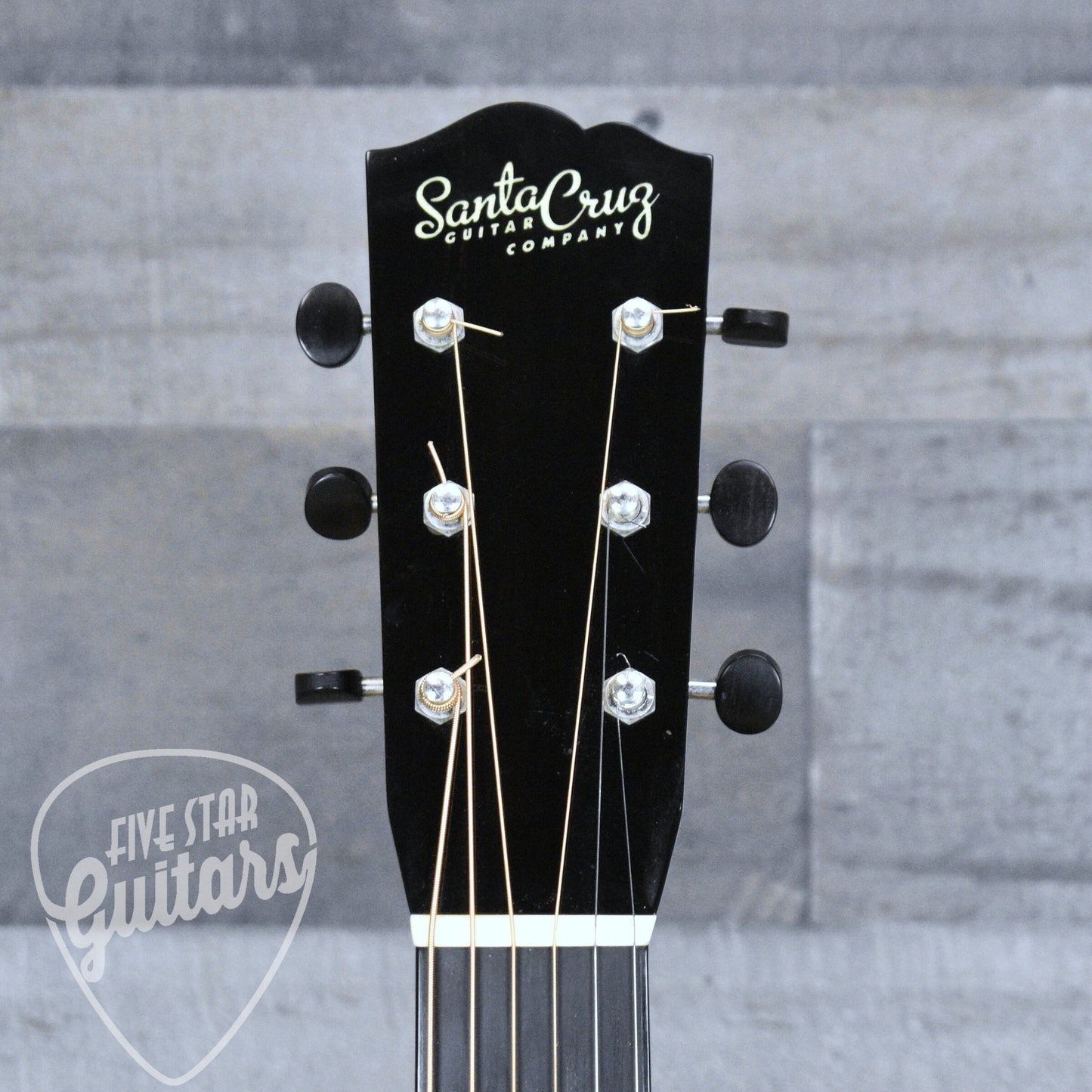 Pre-Owned Santa Cruz 1929-00 - with Hard Shell Case