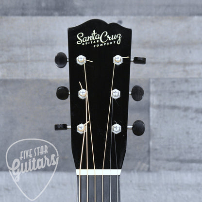 Pre-Owned Santa Cruz 1929-00 - with Hard Shell Case