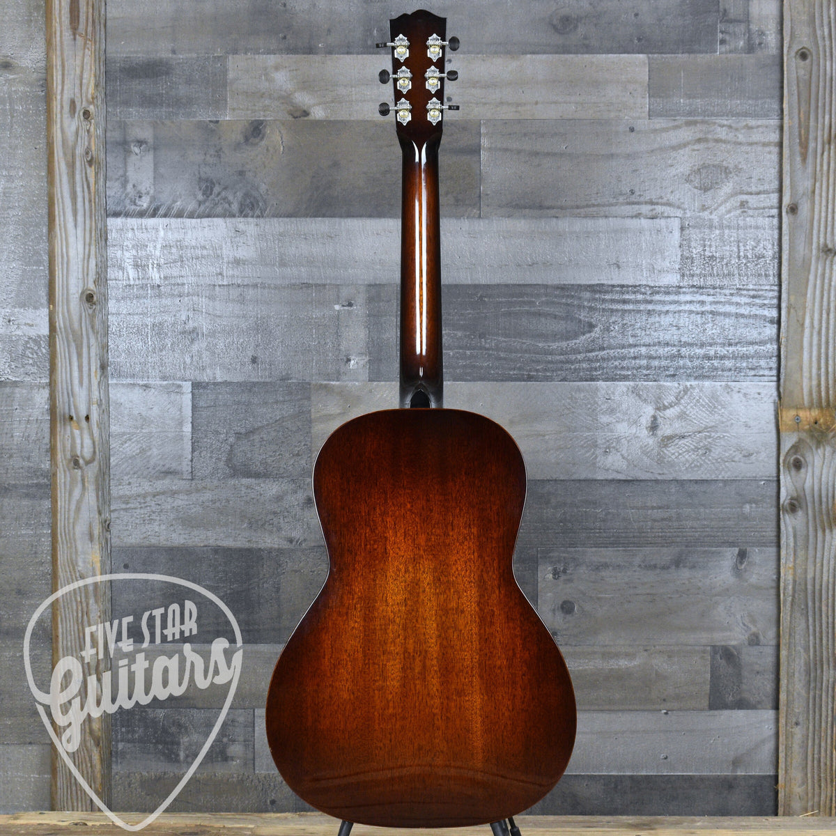 Pre-Owned Santa Cruz 1929-00 - with Hard Shell Case