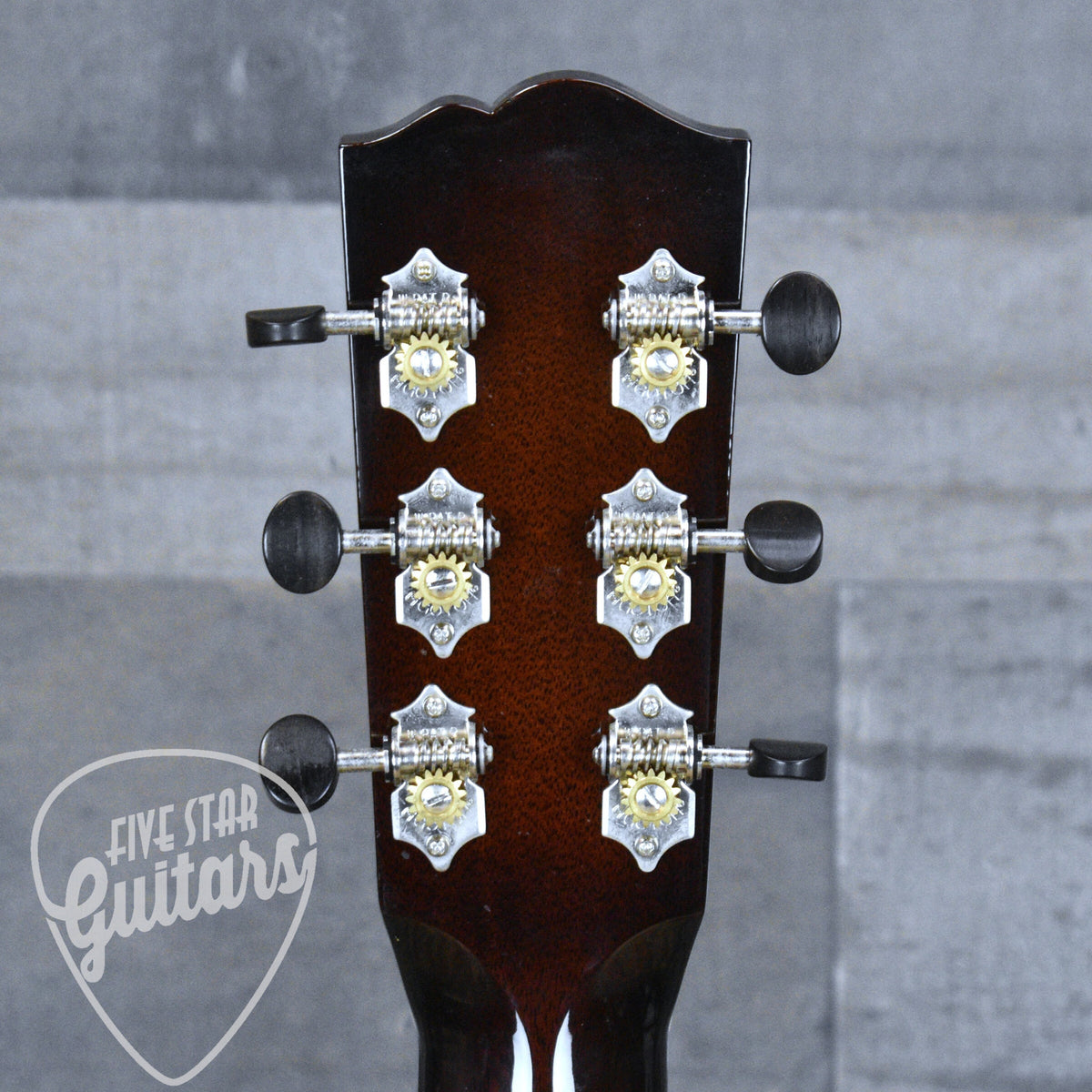 Pre-Owned Santa Cruz 1929-00 - with Hard Shell Case