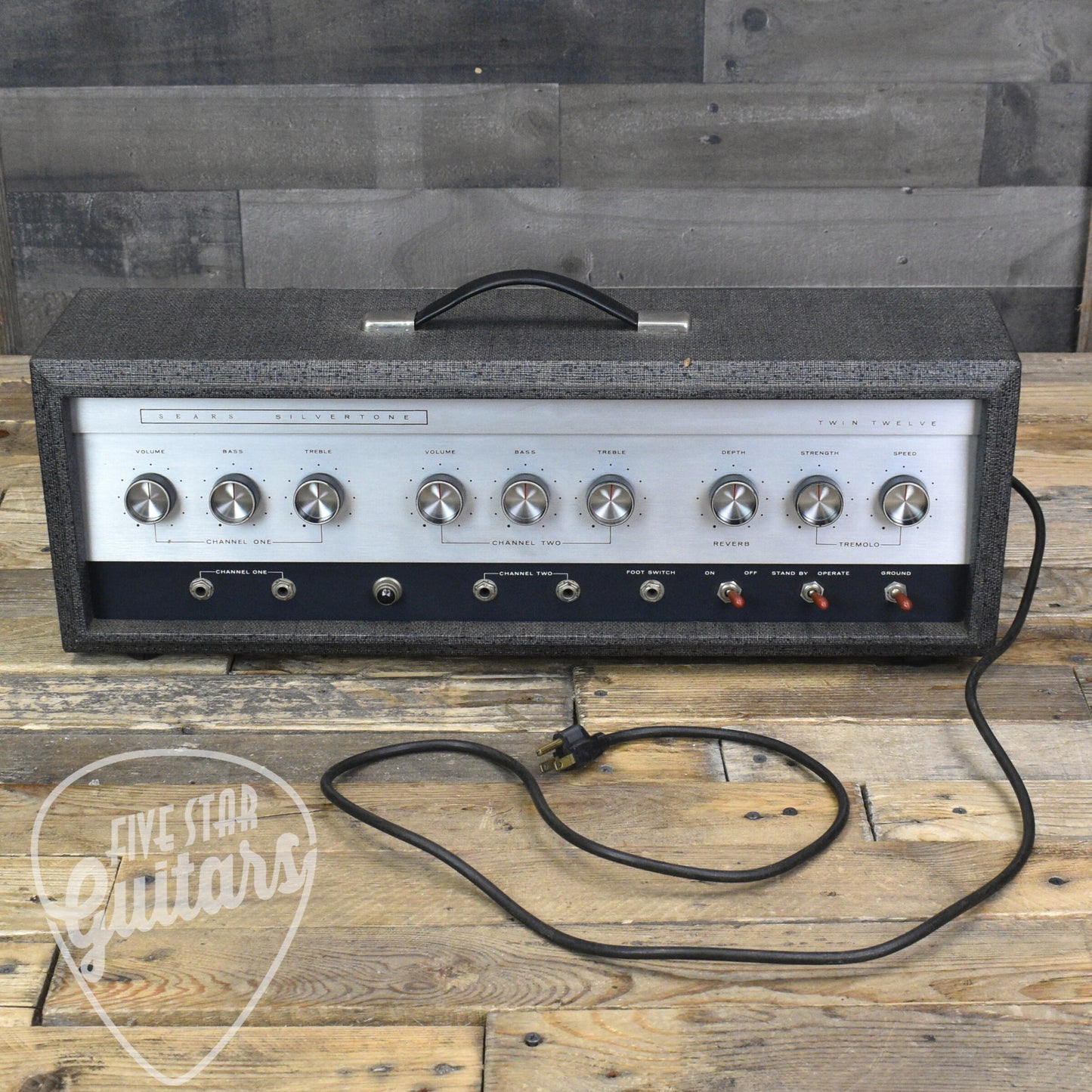 Pre-Owned Silvertone Model 1484 Twin Twelve 60 Watt Guitar Head