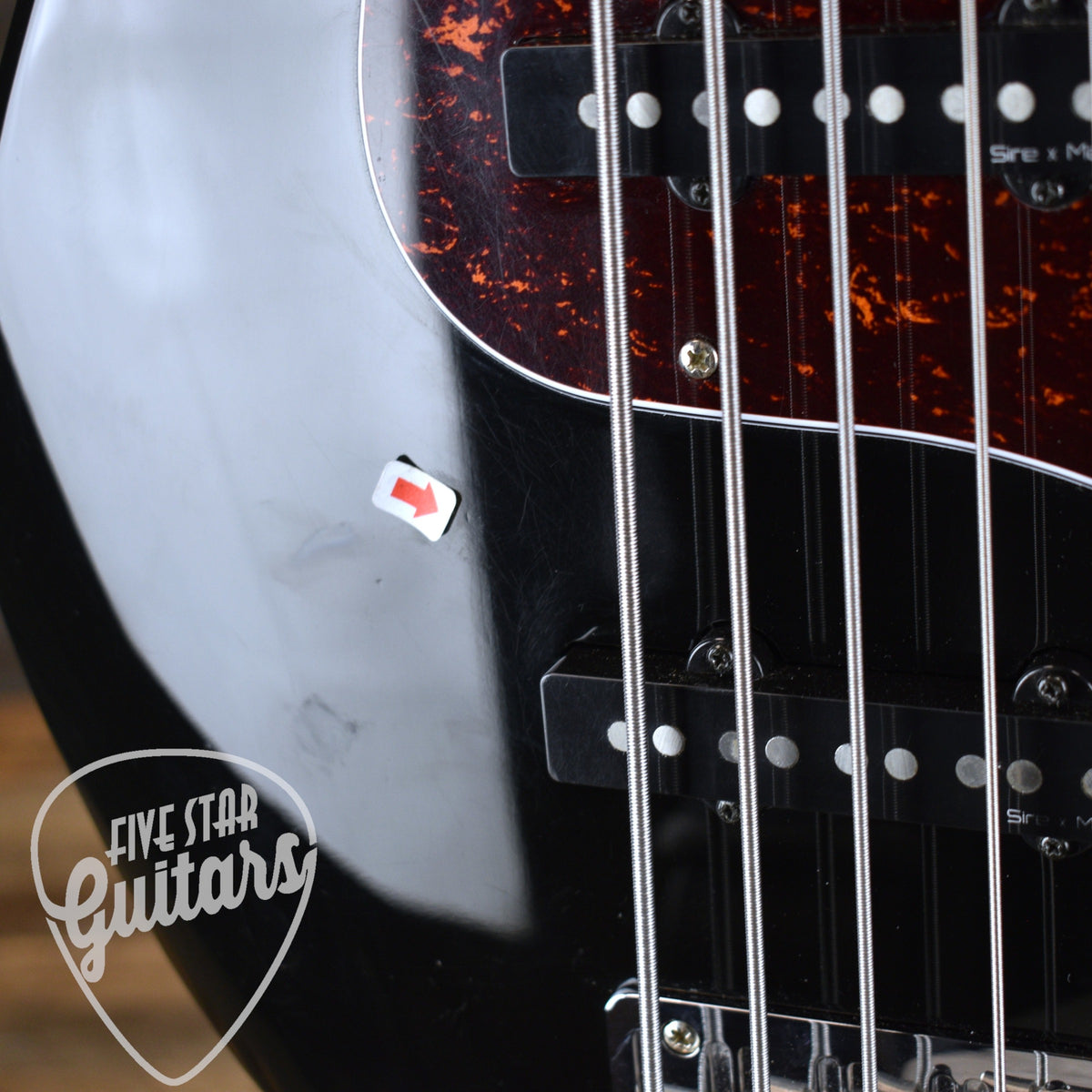 Pre-Owned Sire Marcus Miller V7 5 String Bass - Black