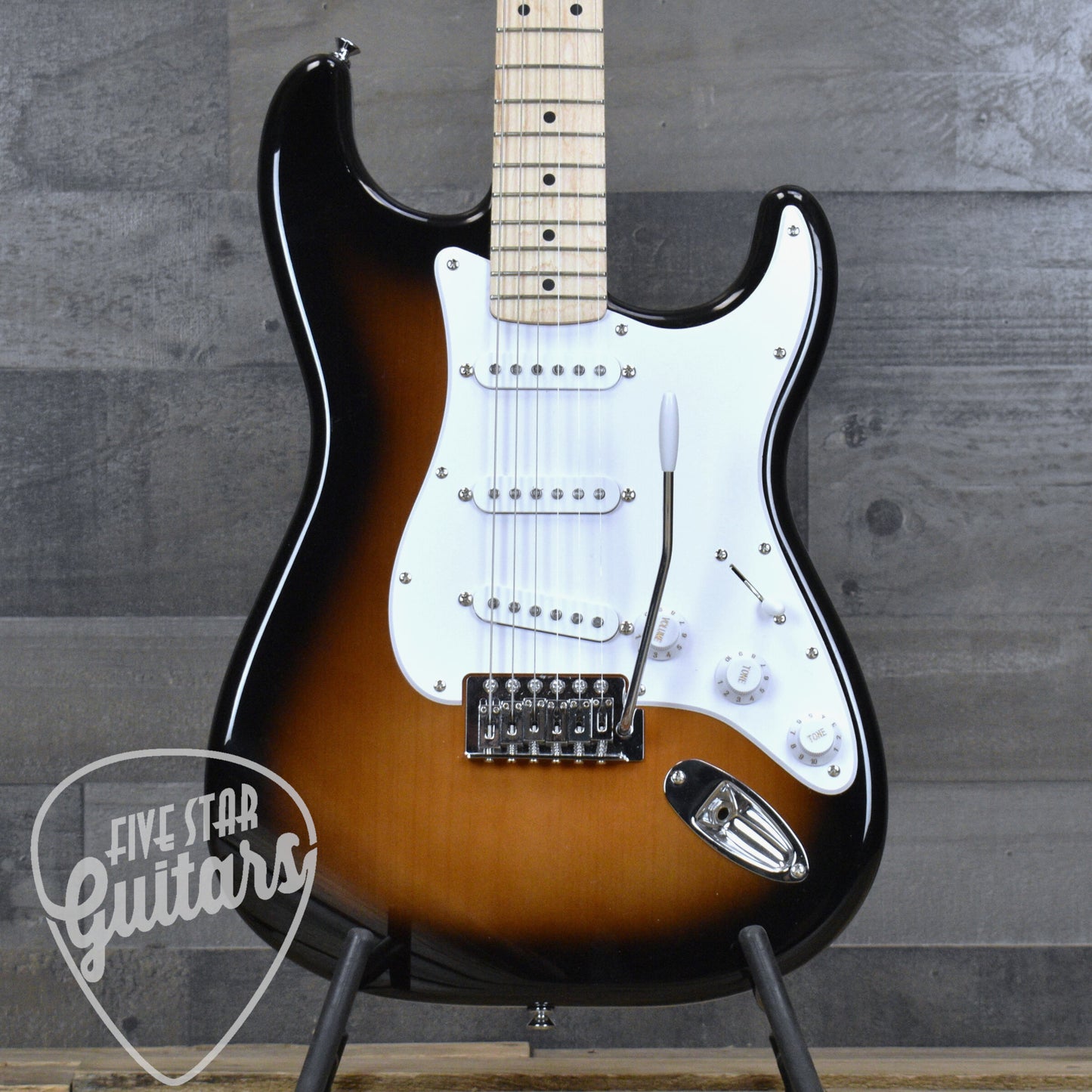 Pre-Owned Squier Sonic Stratocaster - Sunburst