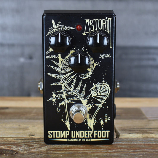 Pre-Owned Stomp Under Foot Astoria