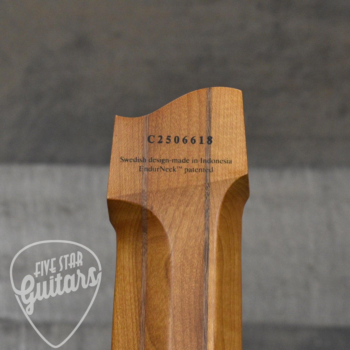 Pre-Owned Strandberg Boden Original N2.7 - Black Denim Burst Satin with Gigbag