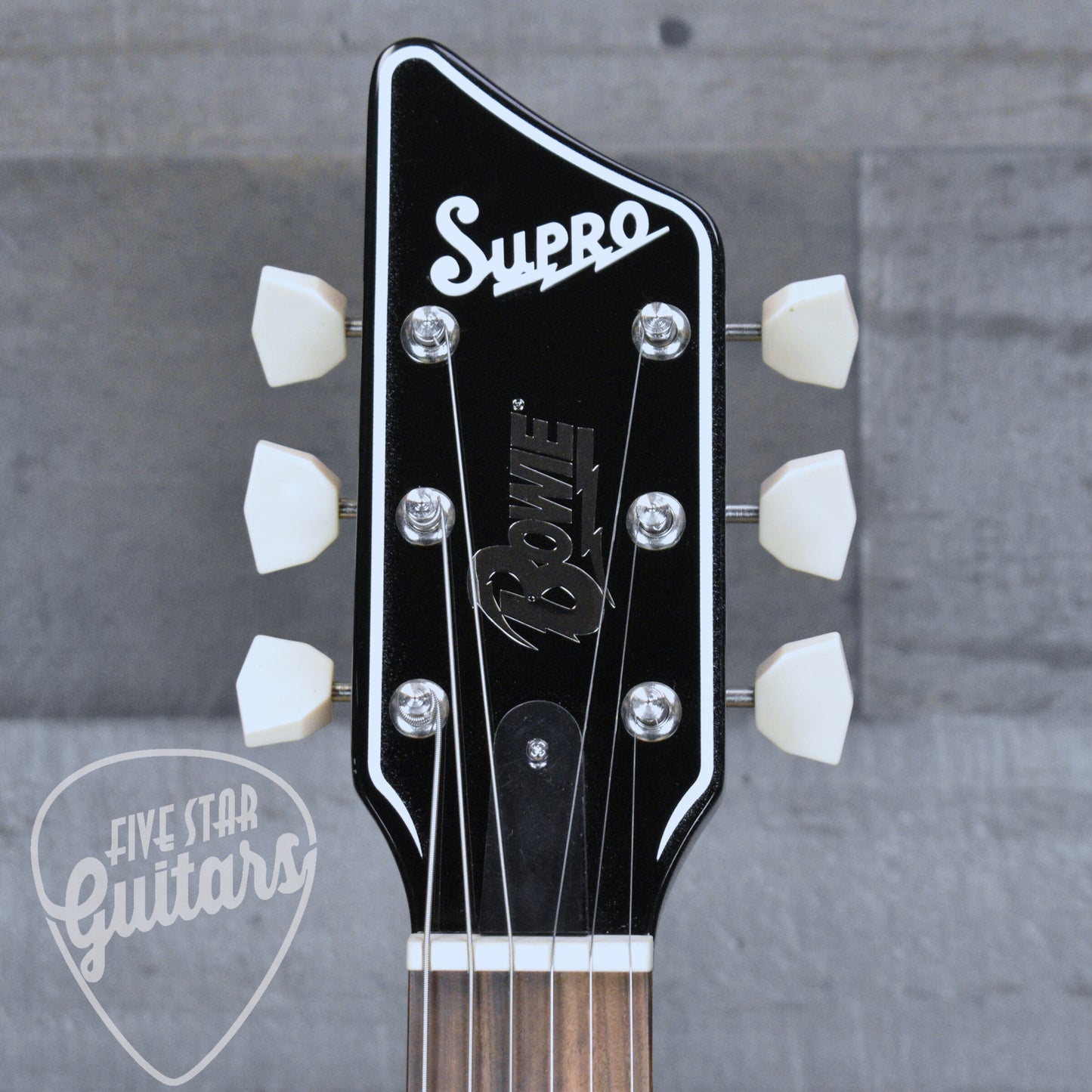 Pre-Owned Supro 1224DBHT Limited Edition David Bowie 1961 Dual Tone Hardtail - White with Hardshell Case