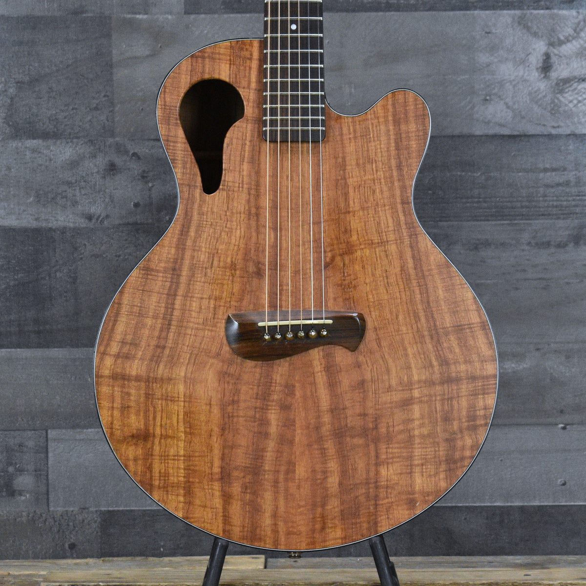 Pre-Owned Tacoma CKK9C Chief Koa - Natural with Hard Shell Case