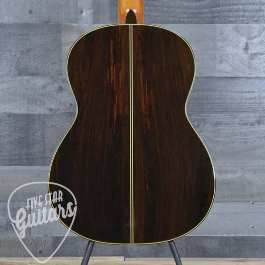 Pre-Owned Takamine C-132S - Natural with Hard Shell Case