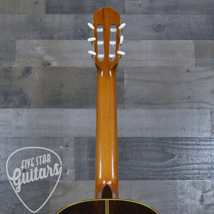 Pre-Owned Takamine C-132S - Natural with Hard Shell Case
