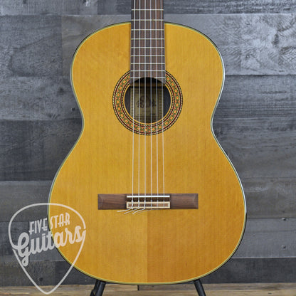 Pre-Owned Takamine C-132S - Natural with Hard Shell Case