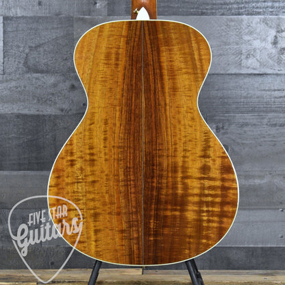 Pre-Owned Taylor 30th Anniversary XXX-KE - Natural with Hardshell Case
