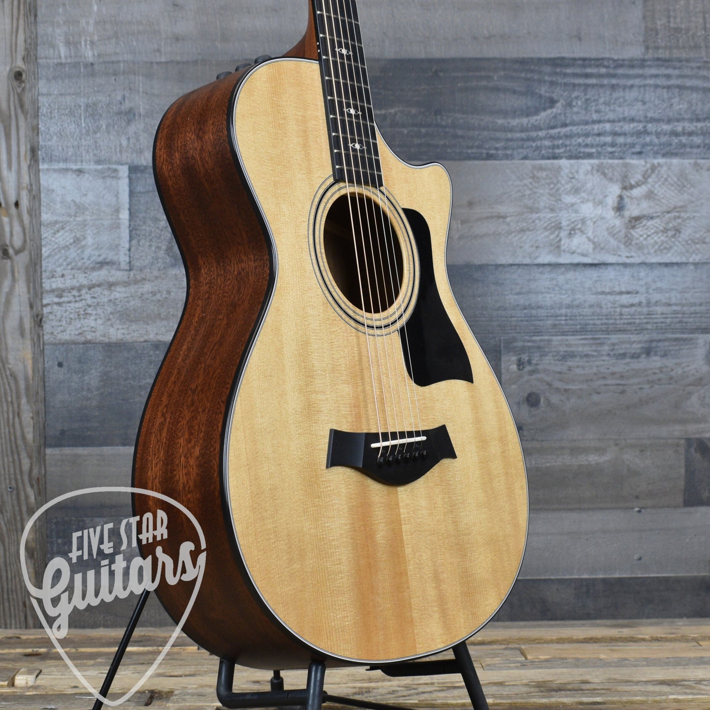 Pre-Owned Taylor 312ce 12-Fret - Natural with Hard Shell Case