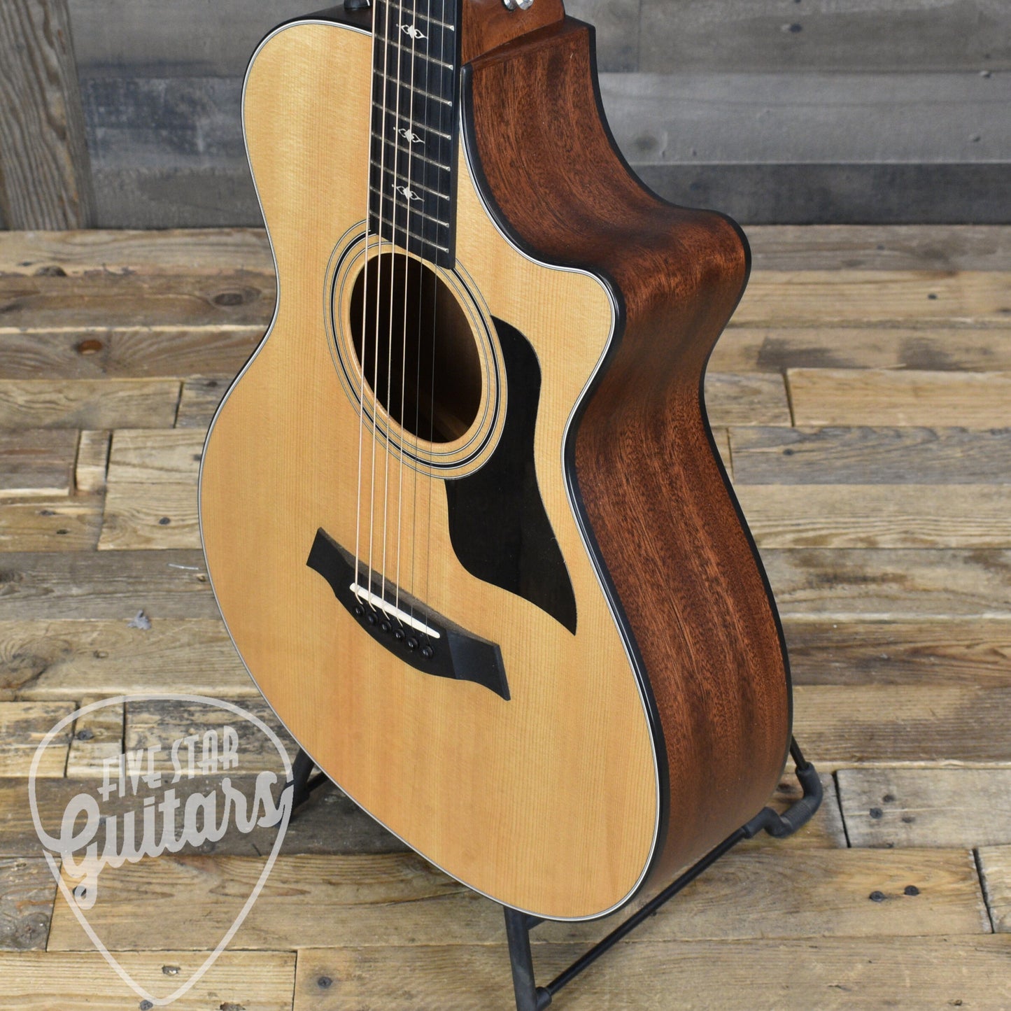 Pre-Owned Taylor 312ce 12-Fret - Natural with Hard Shell Case