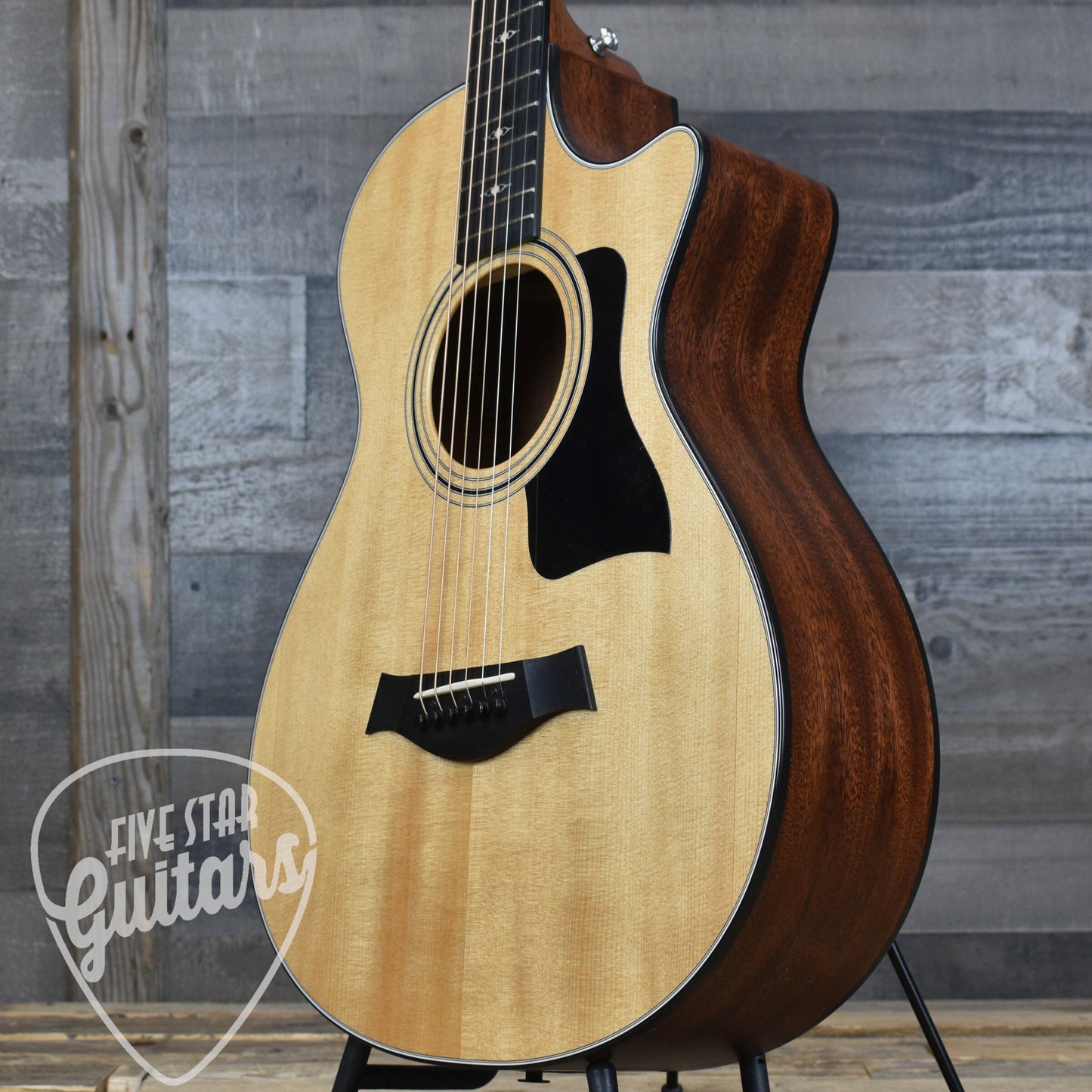 Pre-Owned Taylor 312ce 12-Fret - Natural with Hard Shell Case