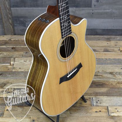 Pre-Owned Taylor Custom 414ce Grand Auditorium - Natural with Hard Shell Case - Five Star Select