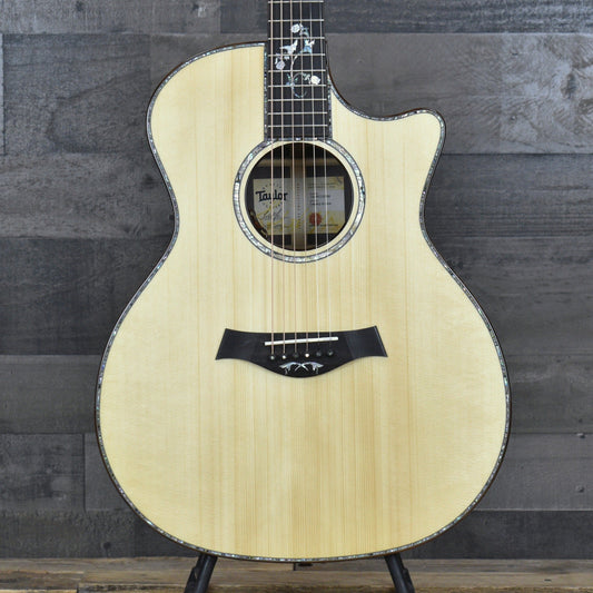 Pre-Owned Taylor Legacy 914ce - Natural with Hard Shell Case
