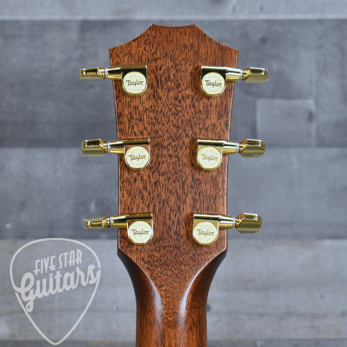 Pre-Owned Taylor Legacy 914ce - Natural with Hard Shell Case