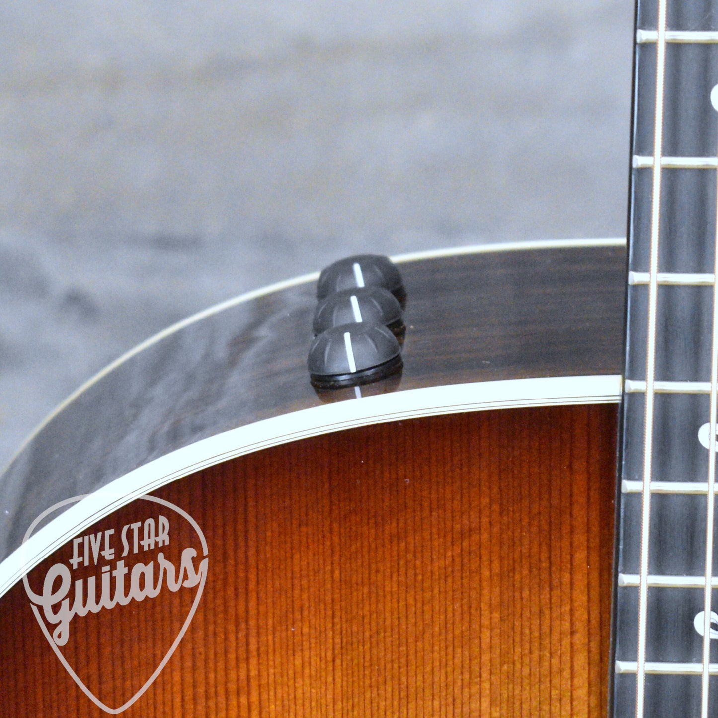 Pre-Owned Taylor Sunset Blvd. 714ce - Shaded Edge Burst with Hard Shell Case