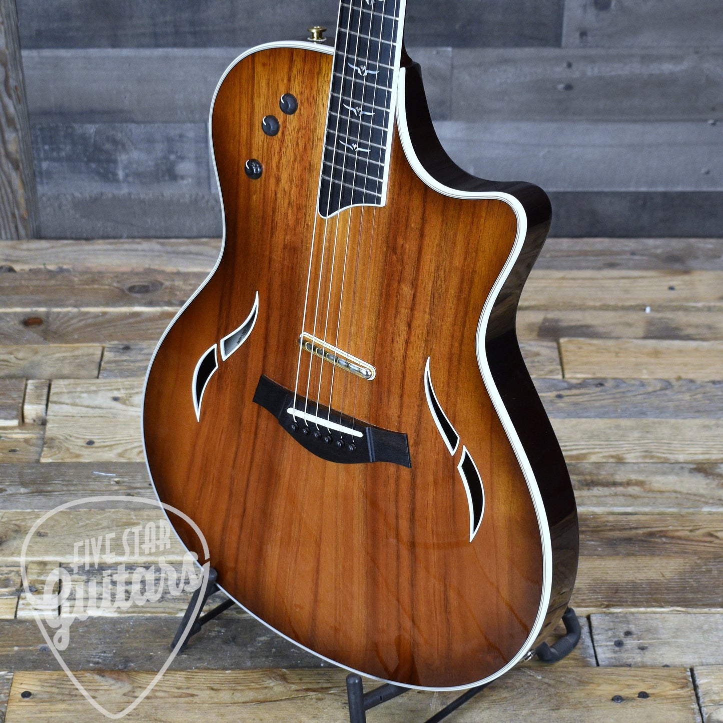 Pre-Owned Taylor T5-C2 Custom Koa - Edgeburst with Hard Case