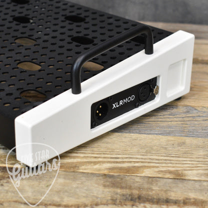 Pre-Owned Temple Audio Solo 18 Pedalboard with Temple Audio XLR MOD, Temple Audio 4X MOD and Flight Case