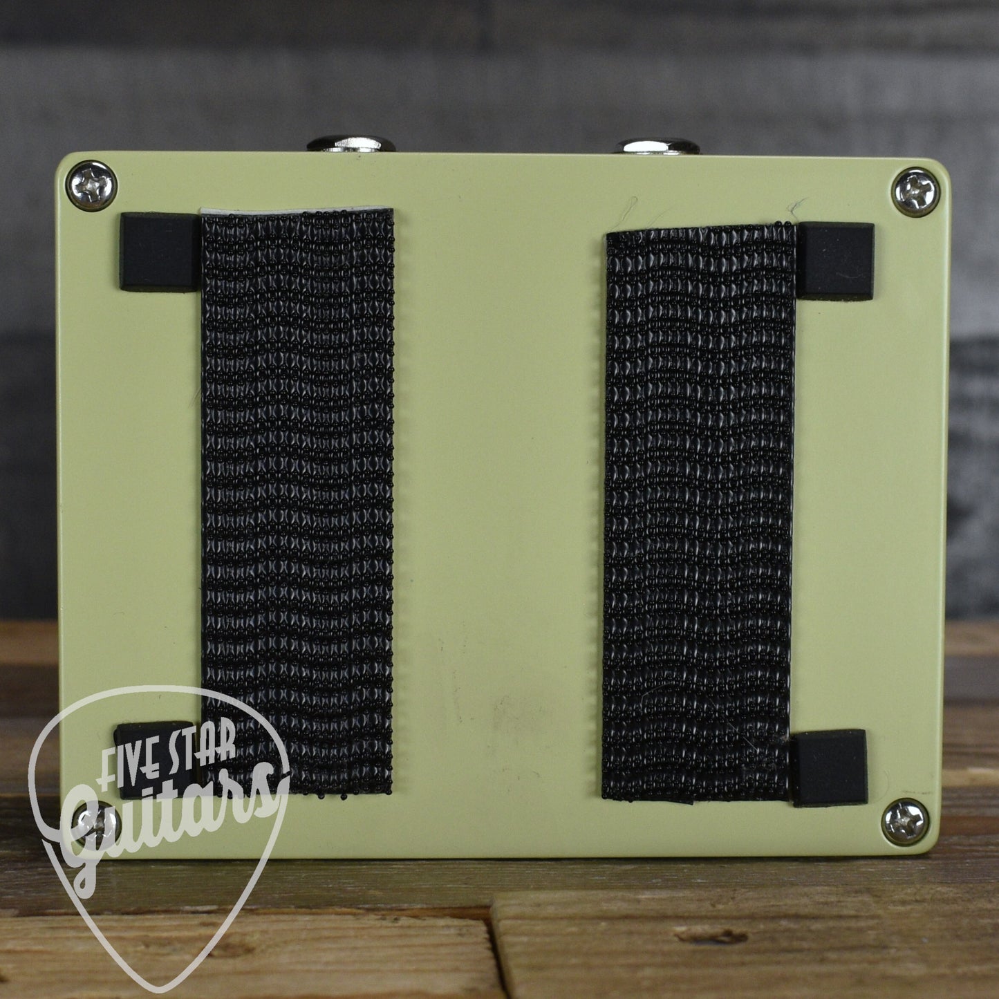 Pre-Owned Tone Bakery Creme Brulee Overdrive