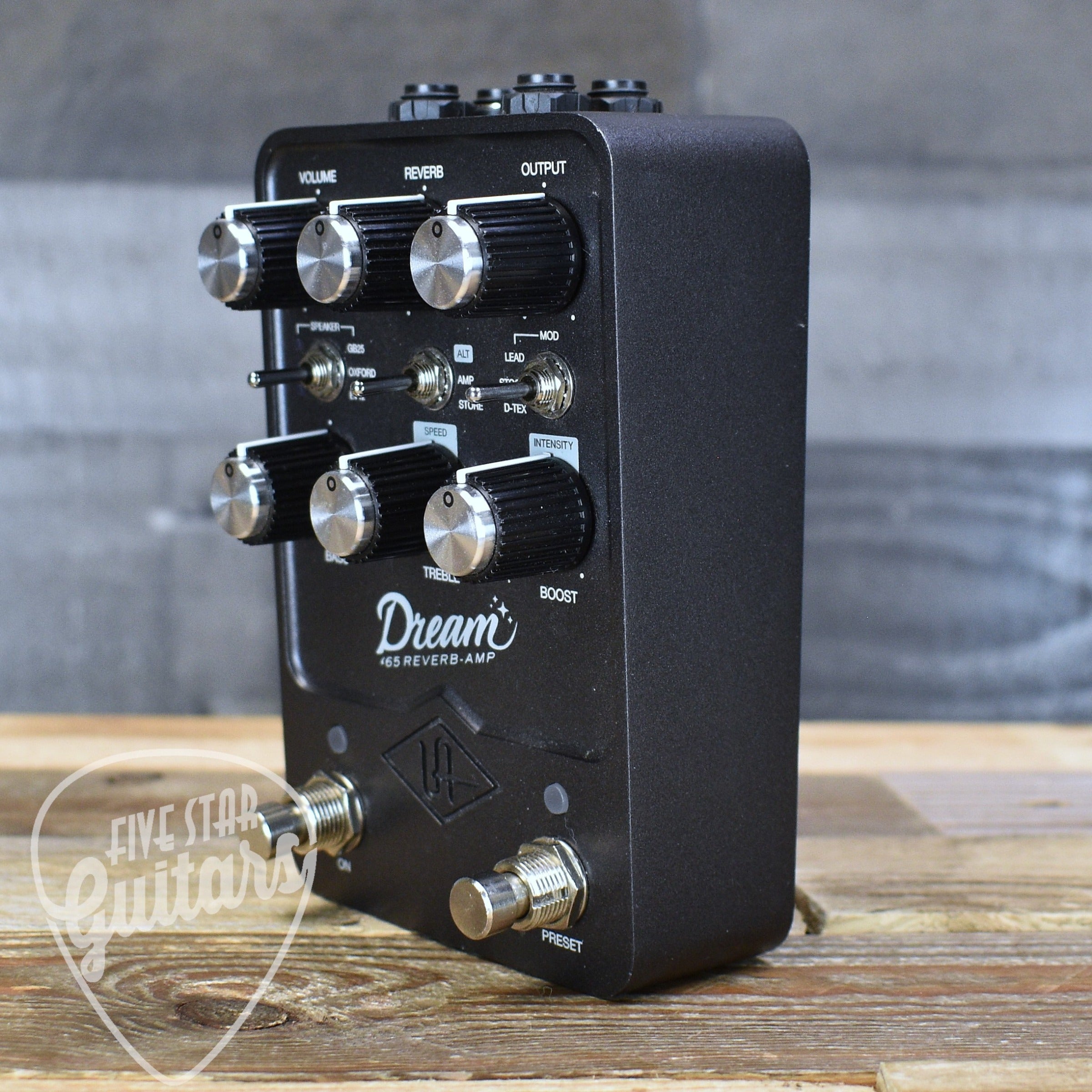 Pre-Owned Universal Audio Dream '65 Reverb Amp Pedal – Five Star