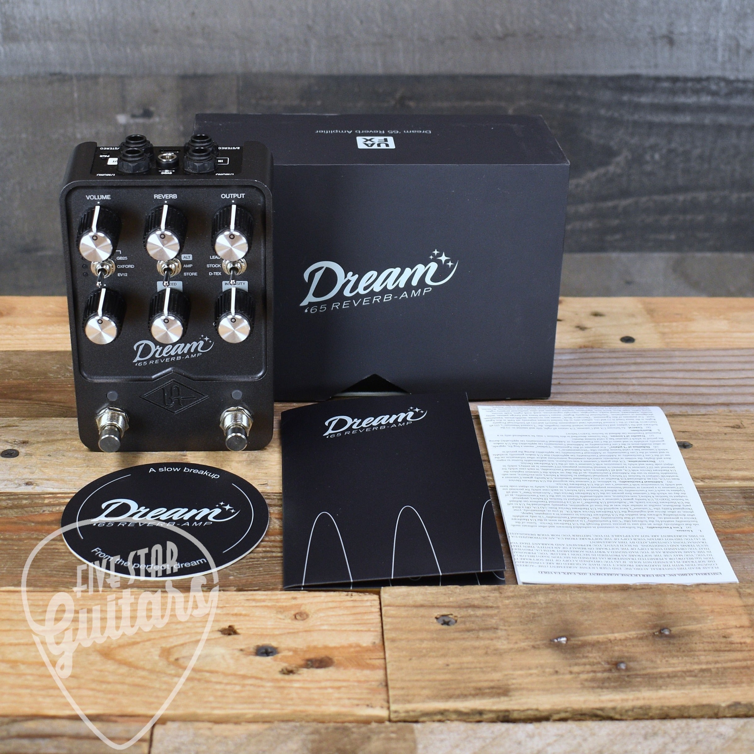 Pre-Owned Universal Audio Dream '65 Reverb Amp Pedal – Five Star