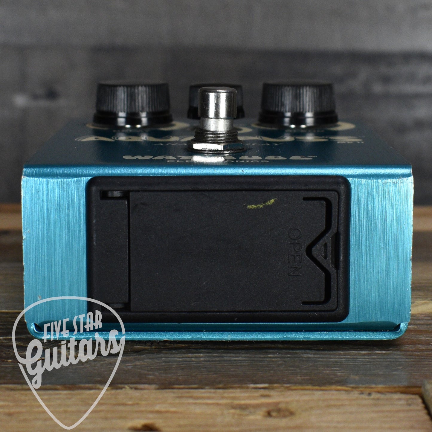 Pre-Owned Way Huge WHE701 Aqua-Puss MkII