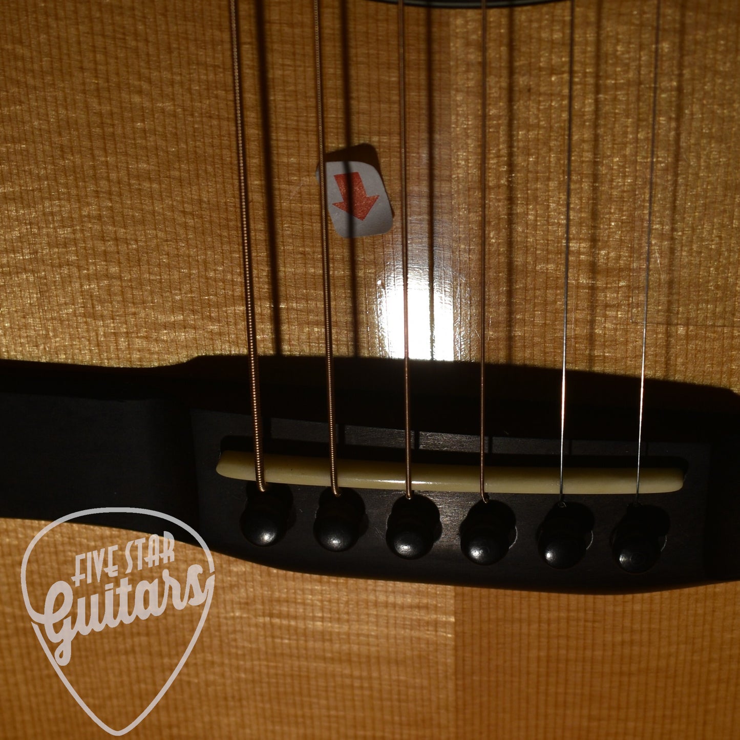 Pre-Owned Webber Roundbody with Hard Shell Case
