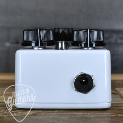 Pre-Owned Wren and Cuff White Elk Fuzz