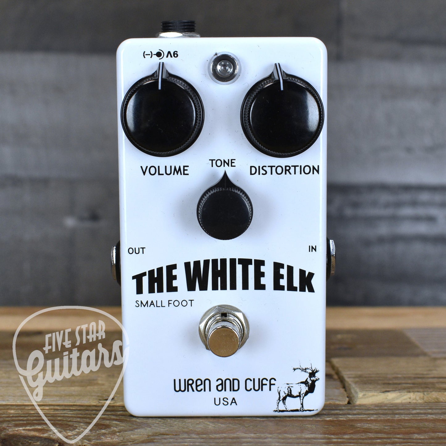 Pre-Owned Wren and Cuff White Elk Fuzz