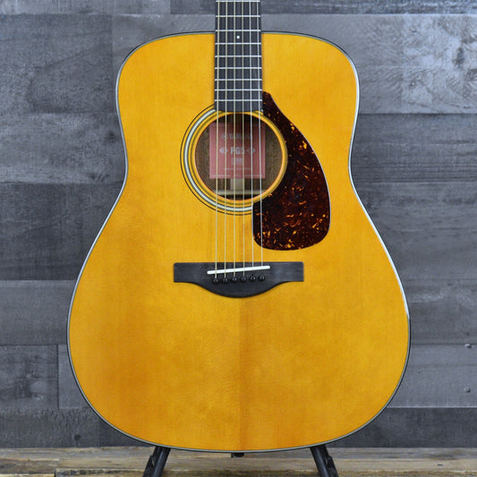 Pre-Owned Yamaha FG5 - Natural with Hardshell Case