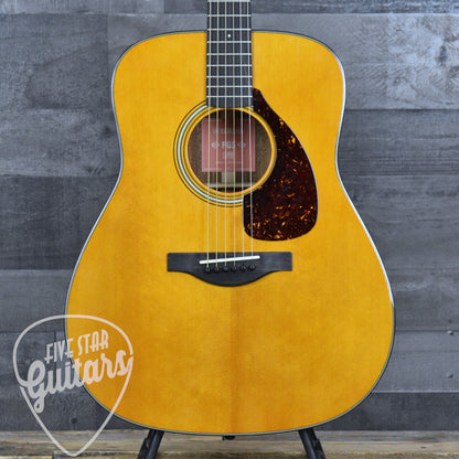 Pre-Owned Yamaha FG5 - Natural with Hardshell Case