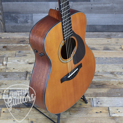 Pre-Owned Yamaha FSX5 - Natural with Hard Shell Case