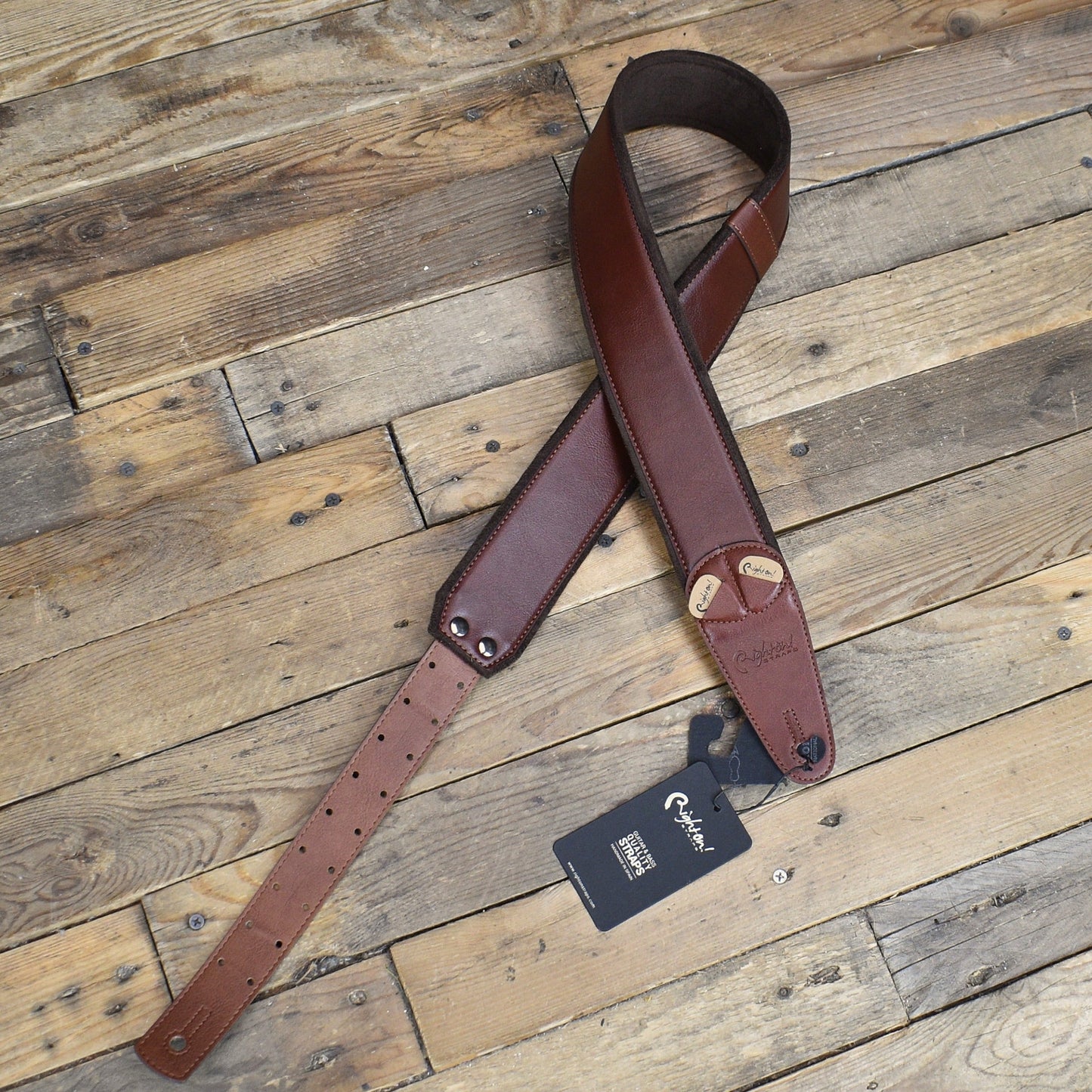RightOn! Mojo Charm - Brown