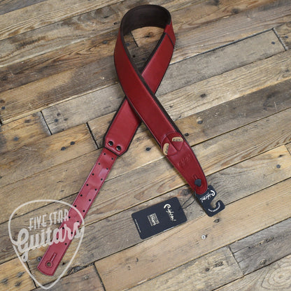 RightOn! Mojo Charm - Red