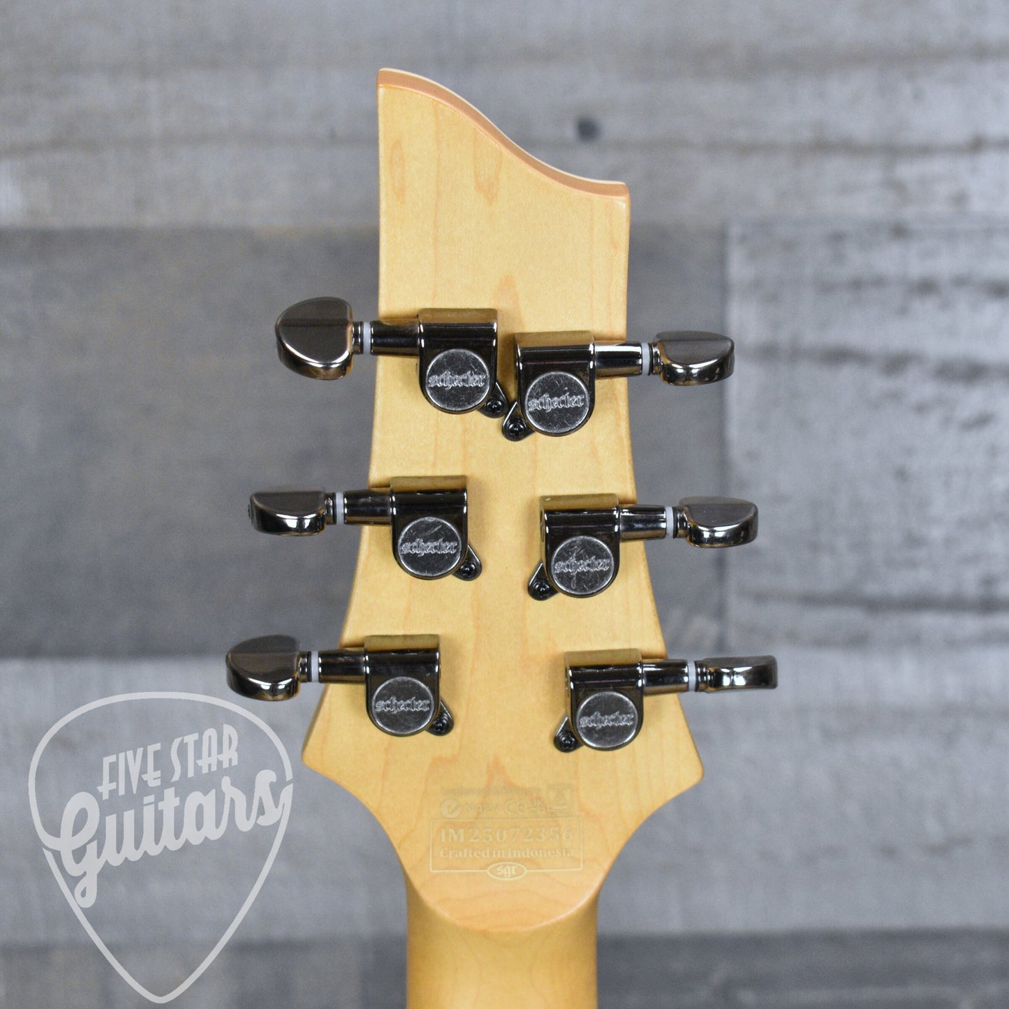 Schecter Omen Extreme-6 - Blood Burst