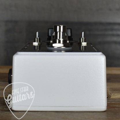 Spaceman Atlas IV: Preamp Booster - White Edition