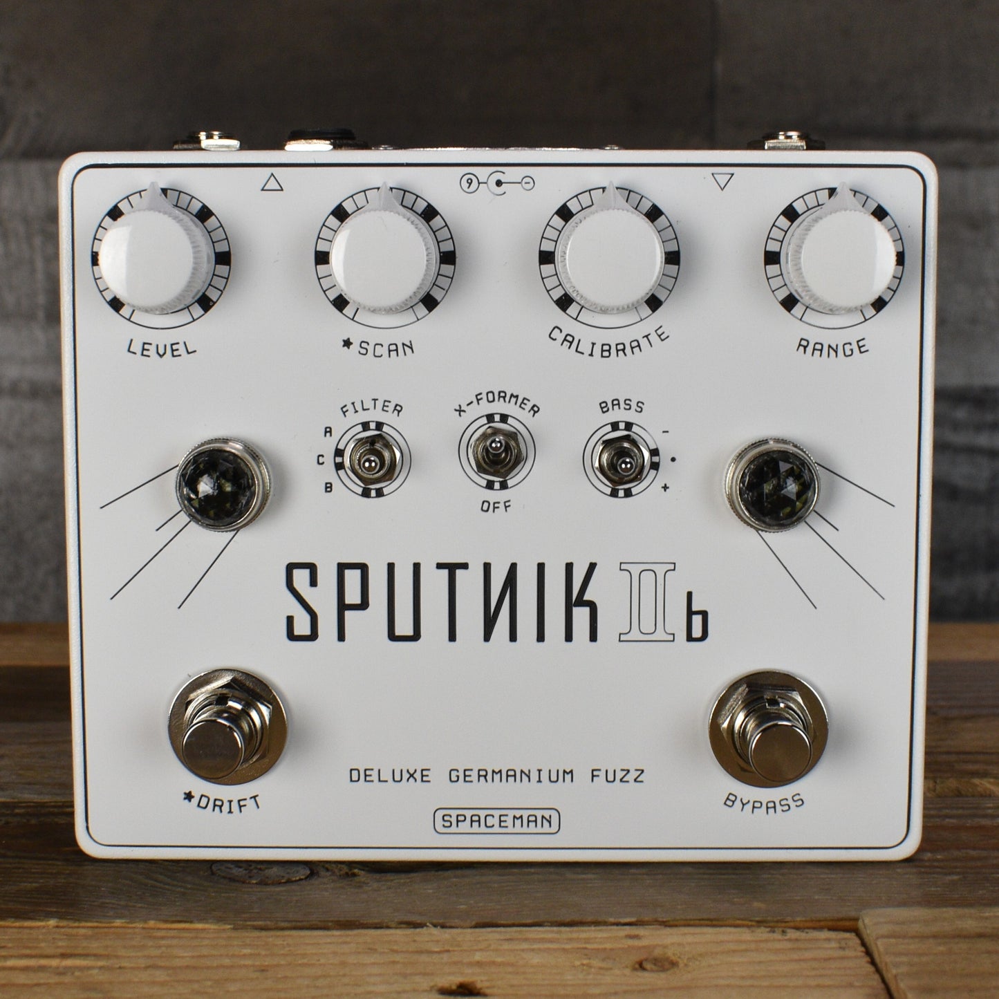 Spaceman White Light Edition Sputnik IIb