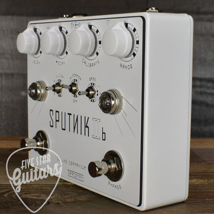 Spaceman White Light Edition Sputnik IIb