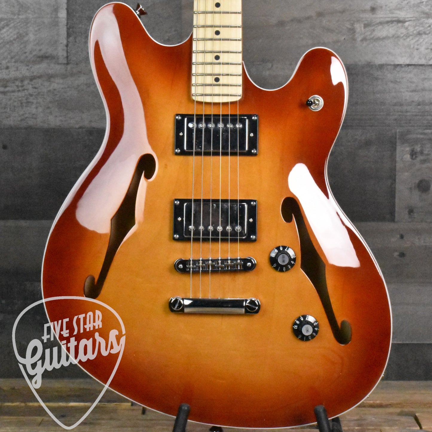 Squier Affinity Series Starcaster Deluxe Maple Fingerboard - Sienna Sunburst