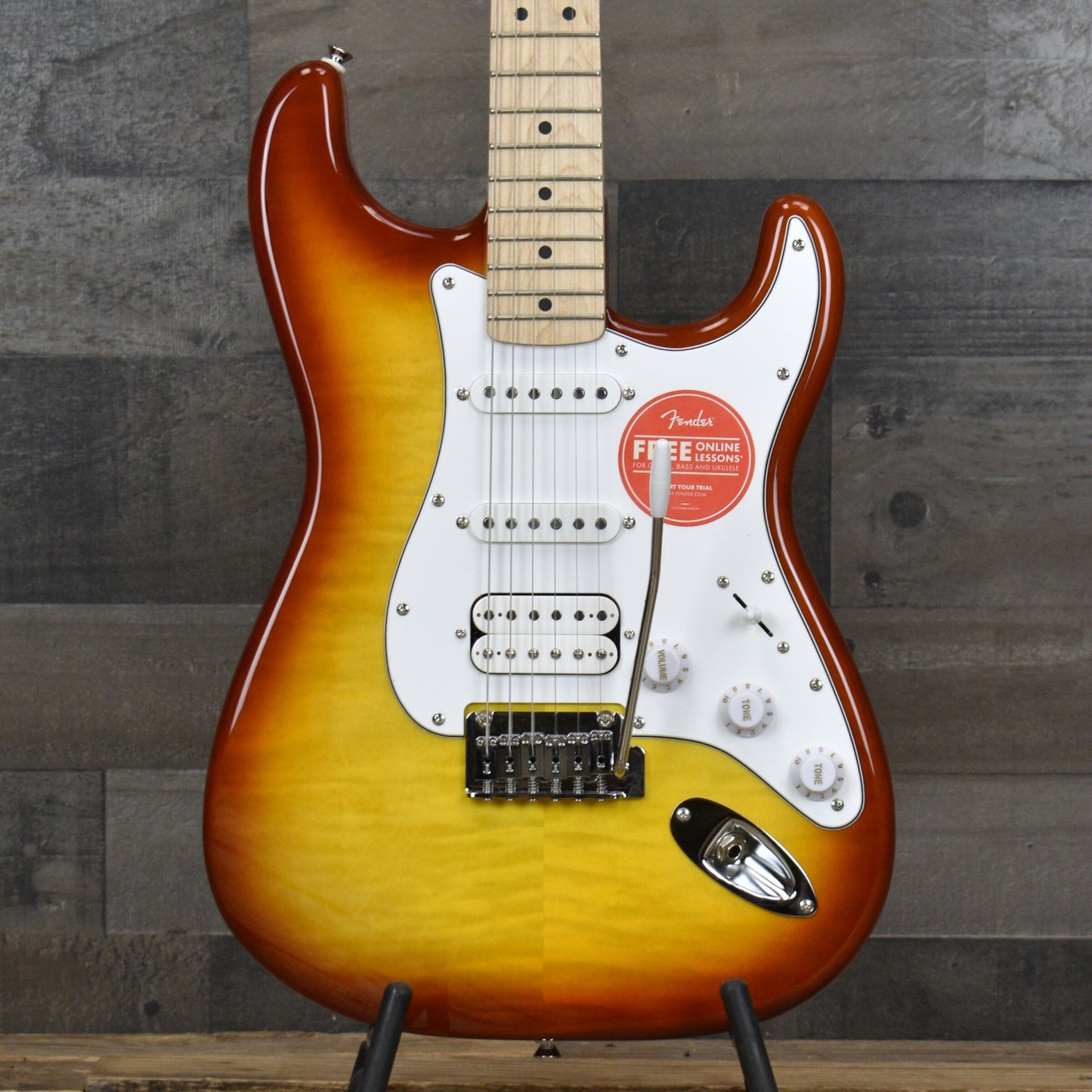 Squier Affinity Stratocaster HSS Flame Maple Top - Sienna Burst