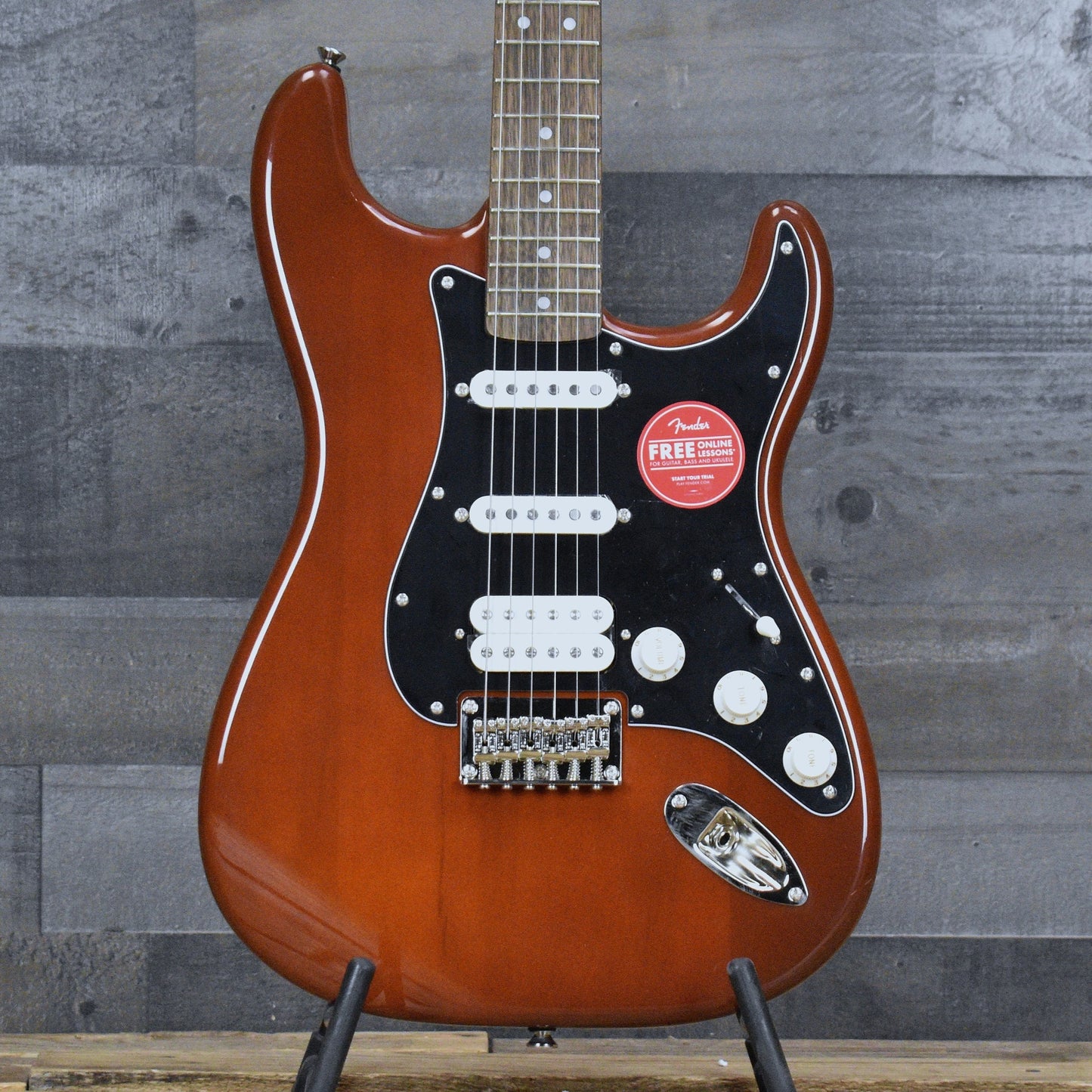 Squier Classic Vibe  '70s Stratocaster HT HSS Laurel Fingerboard Black Pickguard - Mocha