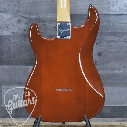Squier Classic Vibe  '70s Stratocaster HT HSS Laurel Fingerboard Black Pickguard - Mocha
