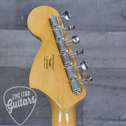 Squier Classic Vibe  '70s Stratocaster HT HSS Laurel Fingerboard Black Pickguard - Mocha