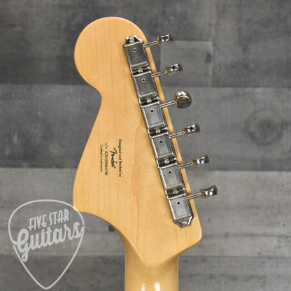 Squier Classic Vibe Bass VI Laurel Fingerboard - Black