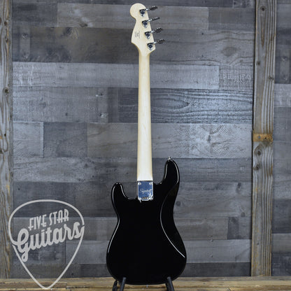 Squier Mini P Bass Laurel Fingerboard - Black