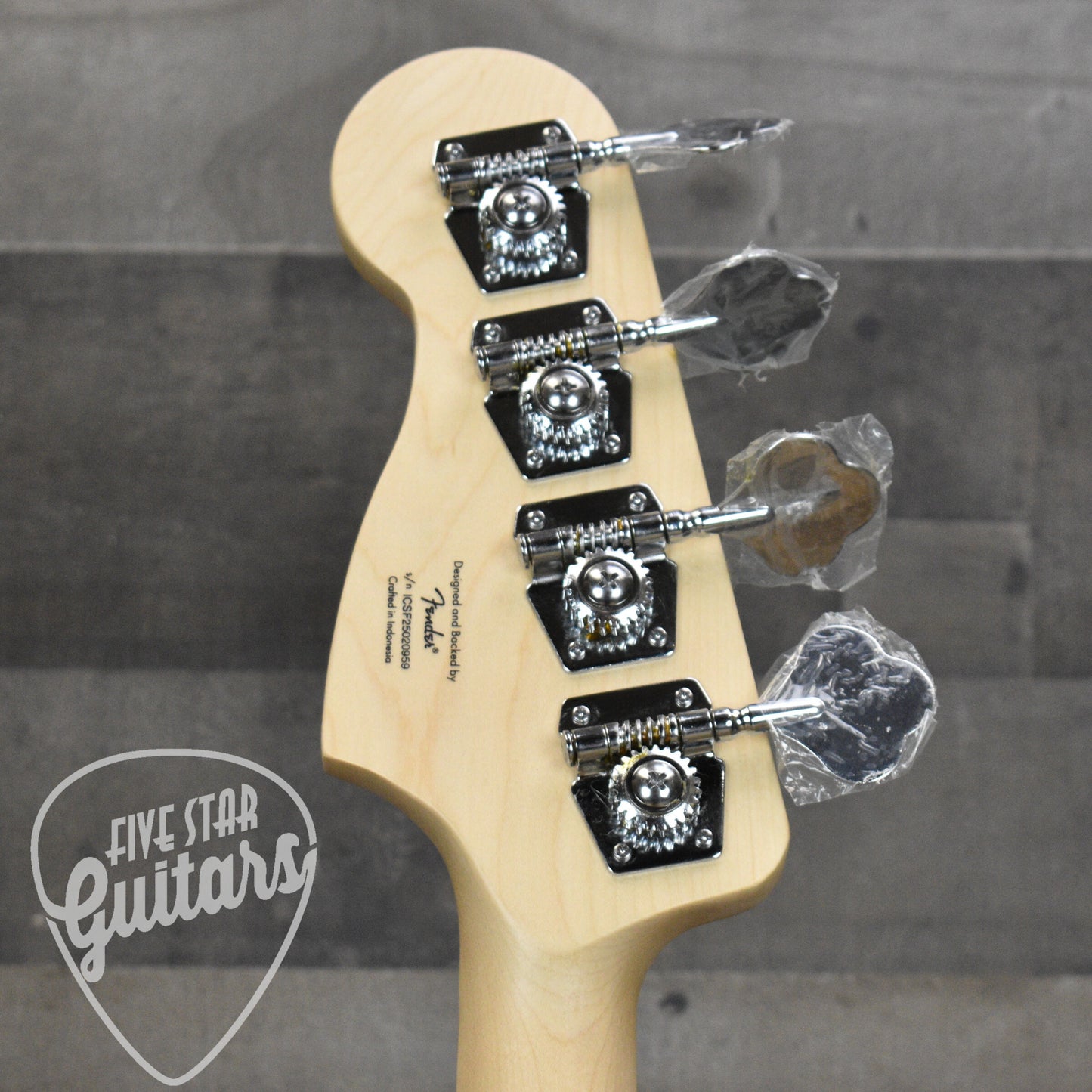 Squier Sonic Precision Bass Laurel Fingerboard White Pickguard Black