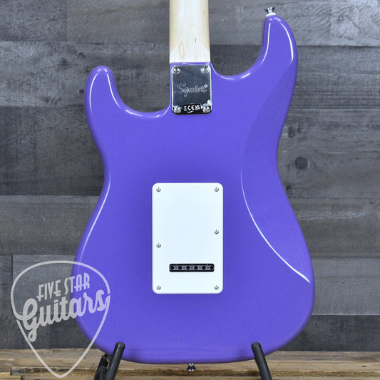 Squier Sonic Stratocaster Laurel Fingerboard White Pickguard - Ultraviolet